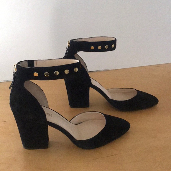 SOLD Nine West Heels - Picture 6 of 8